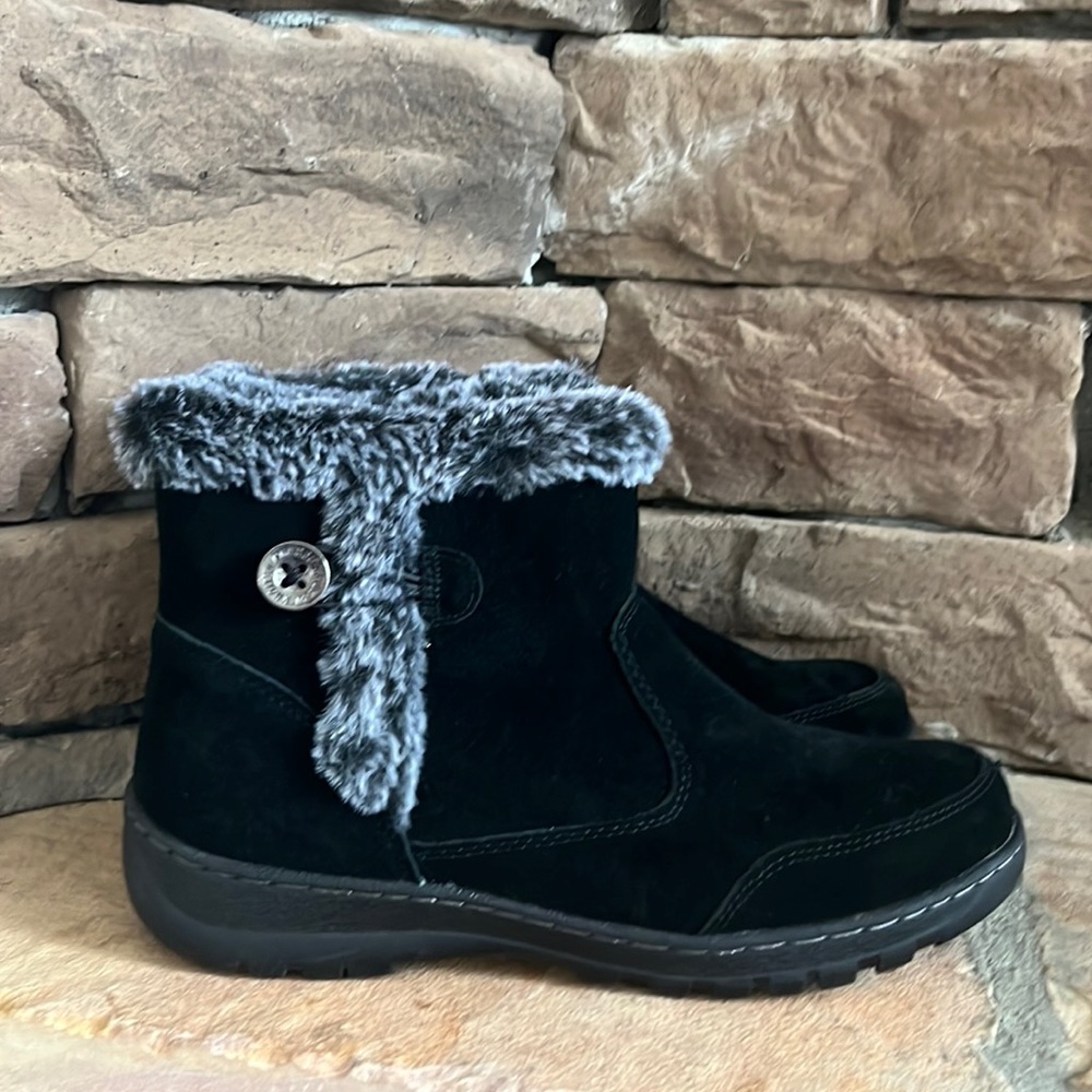 Khombu Iris Winter/Snow Boots / Black with Faux Fur / SZ 9